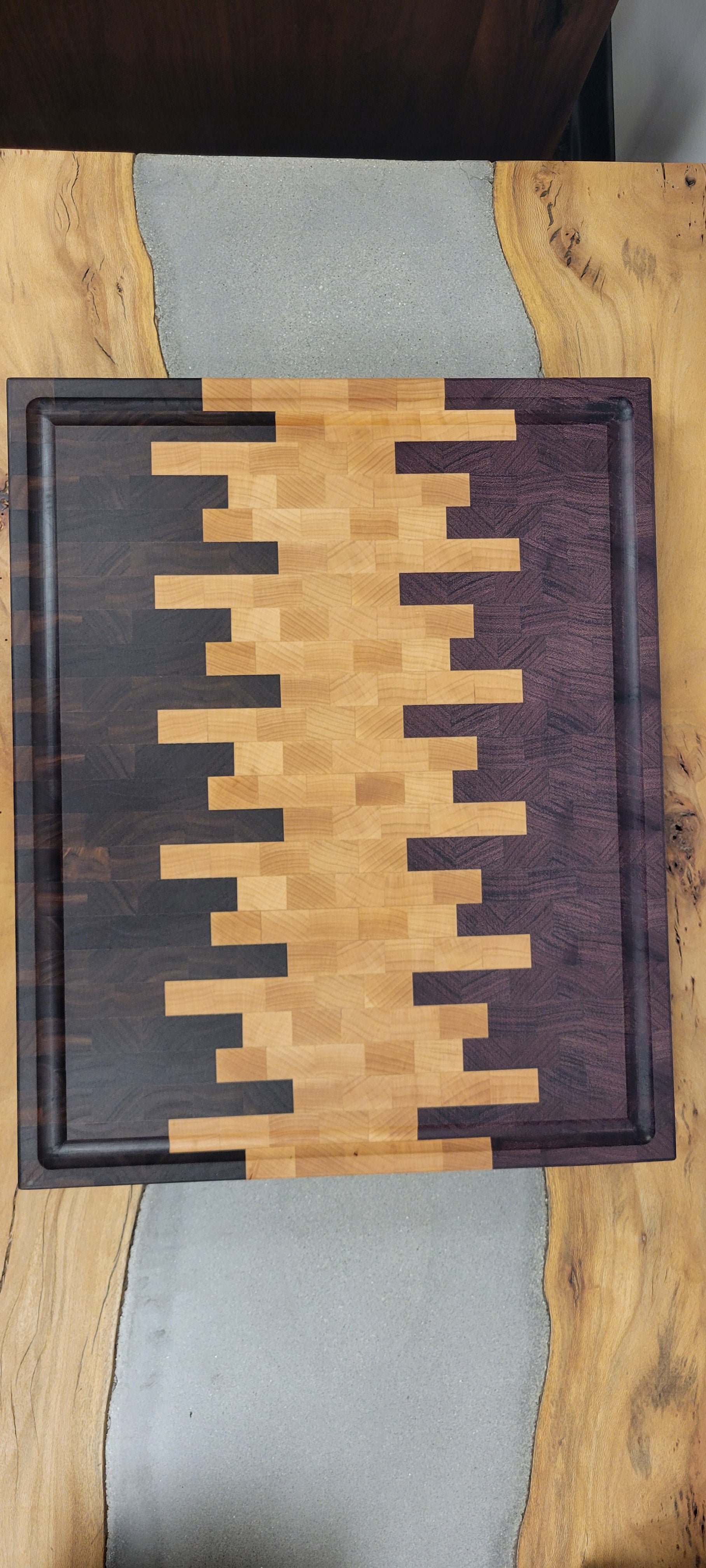 Purple Heart Ombre End Grain Cutting Board w/ Square Base